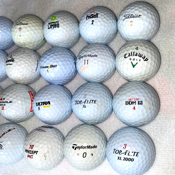 20 Assorted Brands White Golf Balls - Picture 3 of 3